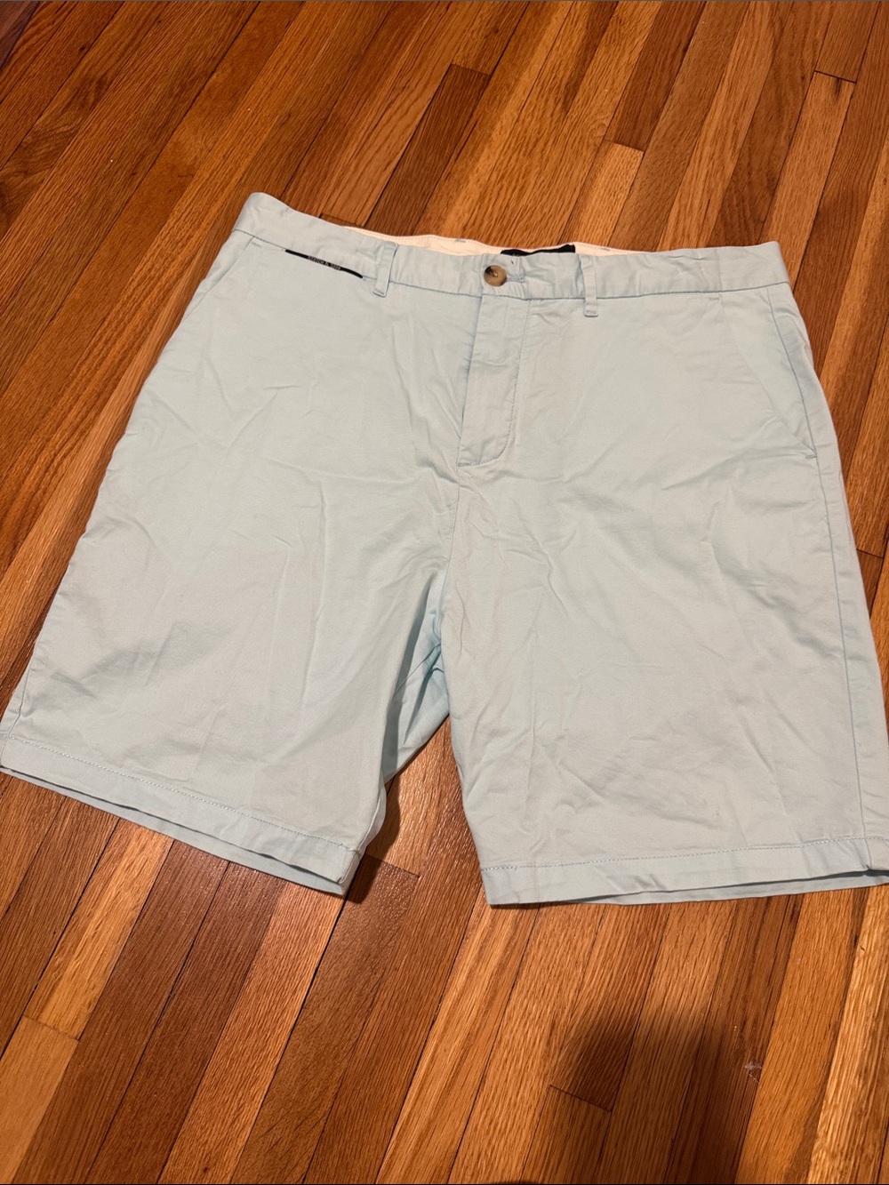 Light Blue Flat-Front Men’s Chino Shorts